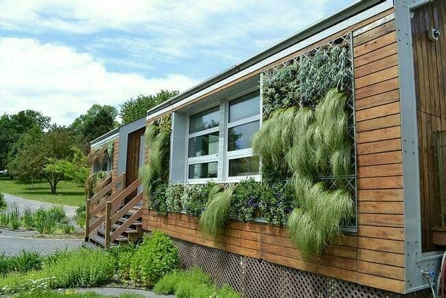 Vertical Garden, Ecological Solar House