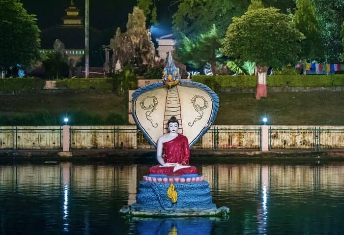 Mucalinda protecting Buddha, snakes in Buddhism